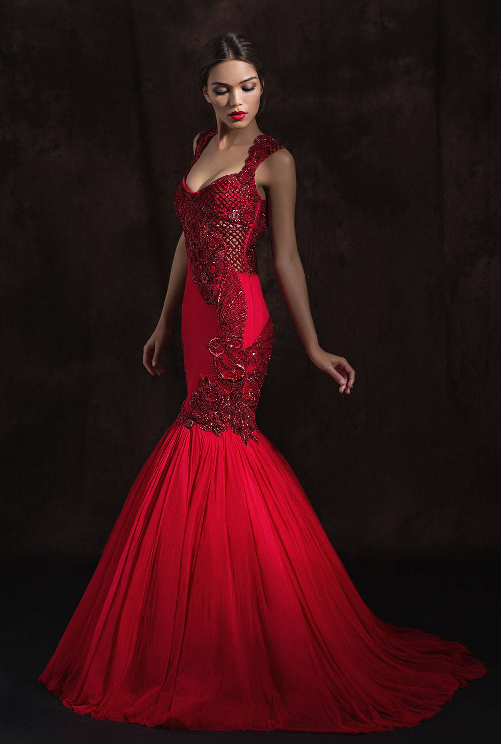 Red fishtail wedding dress with embroidery